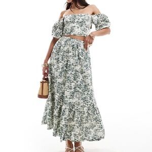 Abercrombie & Fitch Two Piece (Skirt & Top) Linen Set- size M